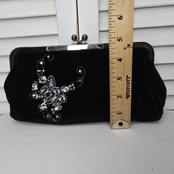 EXPRESS Vintage Black Velvet Sequin Clutch Bag Kiss Lock Purse Women’s‎ Evening - Picture 8 of 9